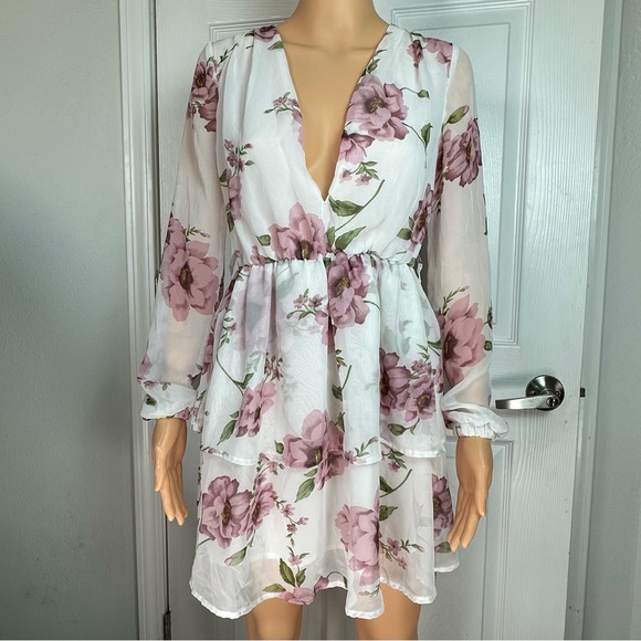 PrettyLittleThing White Pink Floral Mini Dress US 2 Long Sleeve Tiered Ruffle - Picture 1 of 16